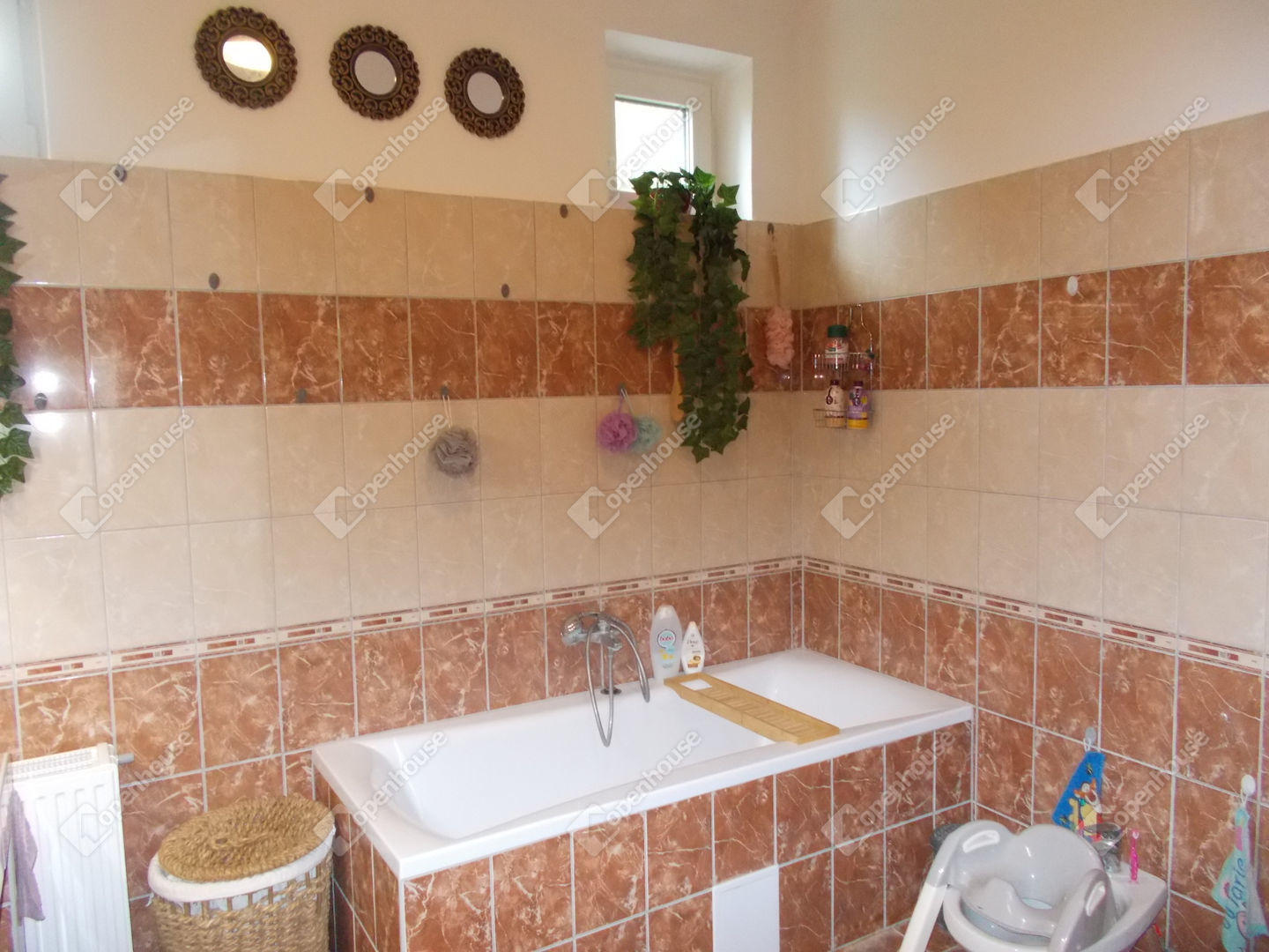 Eladó családi ház Hosszúpereszteg. Elsődleges fotó (73153475) Eladó családi ház Hosszúpereszteg. Elsődleges fotó (73153475)