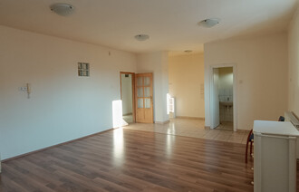 Eladó Téglaépítésű lakás