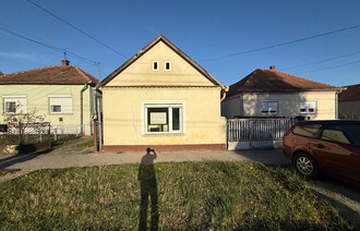 Eladó Családi ház