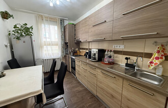 Eladó Társasházi lakás