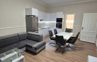 Eladó Társasházi lakás