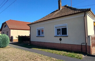 Eladó Családi ház