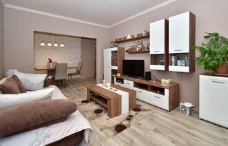 Eladó Társasházi lakás