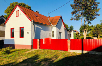 Eladó Családi ház