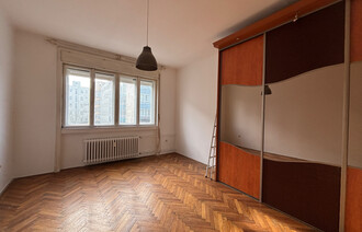 Eladó Társasházi lakás