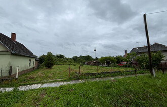 Eladó Telek
