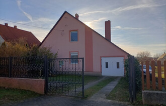 Eladó Családi ház