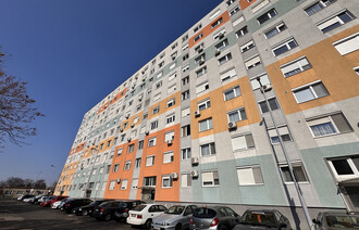 Eladó Társasházi lakás