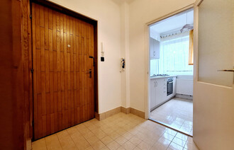 Kiadó Társasházi lakás