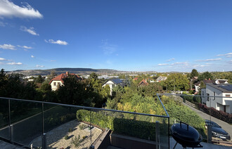 Eladó Téglaépítésű lakás