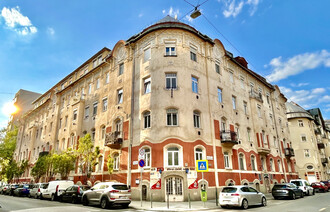 Eladó Téglaépítésű lakás