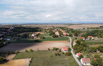 Eladó Telek