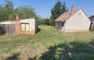 Eladó Telek
