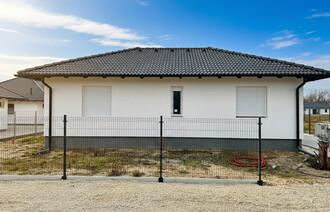 Eladó Családi ház