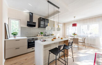 Eladó Téglaépítésű lakás