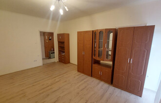 Eladó Társasházi lakás