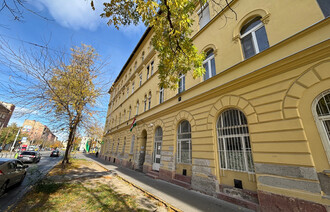 Eladó Társasházi lakás