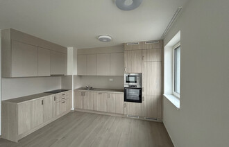 Kiadó Társasházi lakás