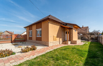 Eladó Családi ház