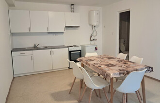 Kiadó Társasházi lakás