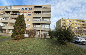 Eladó Társasházi lakás