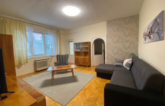 Kiadó Társasházi lakás