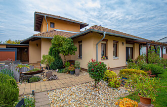 Eladó Családi ház