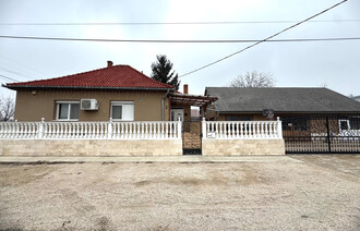 Eladó Családi ház