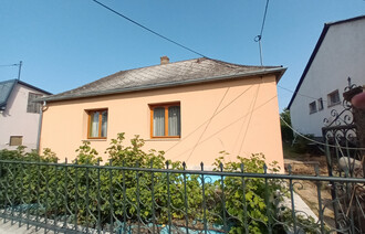 Eladó Családi ház