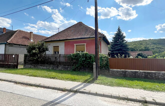 Eladó Családi ház