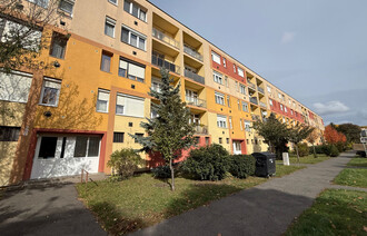 Eladó Társasházi lakás