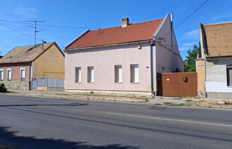 Eladó Családi ház