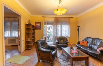 Eladó Téglaépítésű lakás