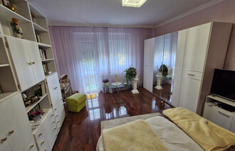 Eladó Társasházi lakás