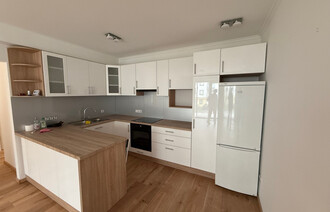 Kiadó Társasházi lakás