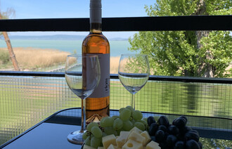 Eladó Téglaépítésű lakás