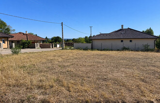 Eladó Telek