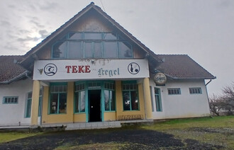 Eladó Üzleti ingatlan