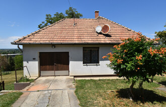 Eladó Családi ház