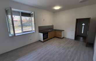 Eladó Társasházi lakás