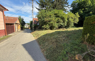 Eladó Telek