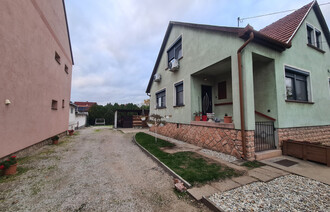 Eladó Családi ház