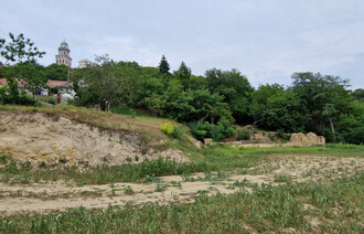 Eladó Telek