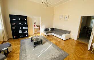 Eladó Társasházi lakás