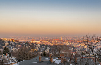 Eladó Téglaépítésű lakás