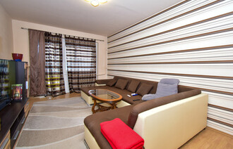 Eladó Társasházi lakás