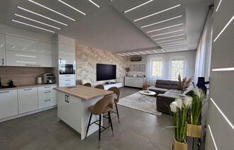 Eladó Téglaépítésű lakás