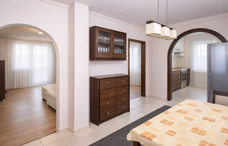 Eladó Társasházi lakás