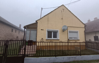 Eladó Családi ház