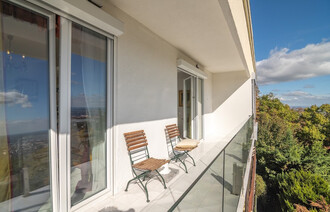 Eladó Téglaépítésű lakás